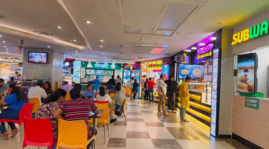 Food Court